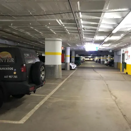 Plaza Andalucia Edificio Dornajo 215 * Sierra Nevada