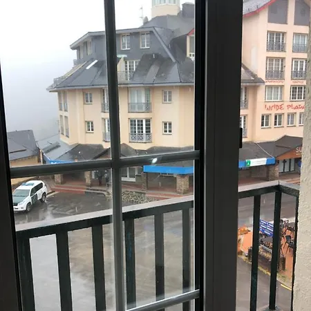 Plaza Andalucia Edificio Dornajo 215 *